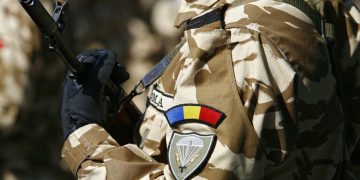 Un militar a fost atacat si dezarmat de un individ cu cagula intr-o unitate militara din Constanta. Reactia MApN 1 60582462